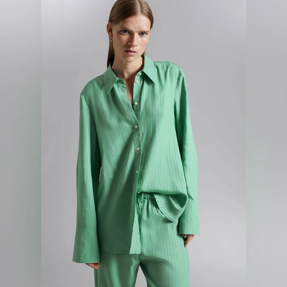 & OTHER STORIES Regular-Fit Long Sleeve Button Down Shirt Green Striped Size S